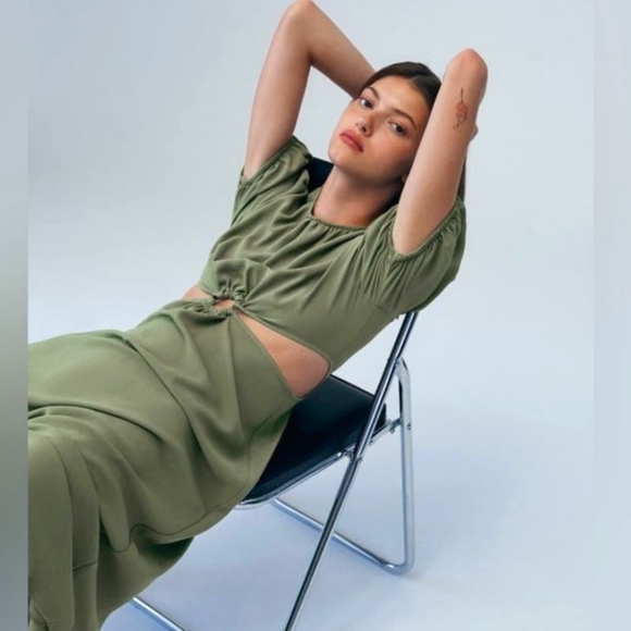 NWT Zara Olive Green Cut Out Midi Dress, Size L - Picture 5 of 12